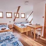 Strnadovsky Mlyn 3*