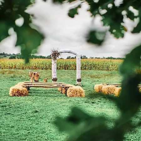 Strnadovsky Mlyn بيت ضيافة