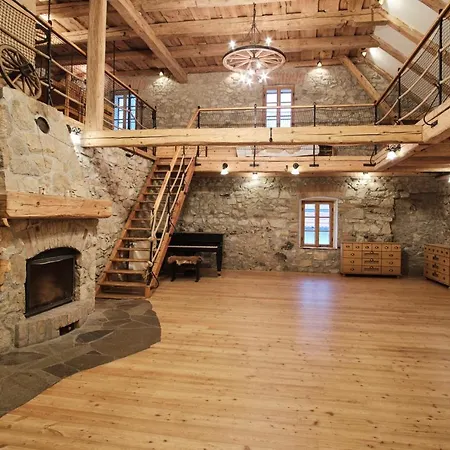 Strnadovsky Mlyn 3* Jesenice (Pribram)